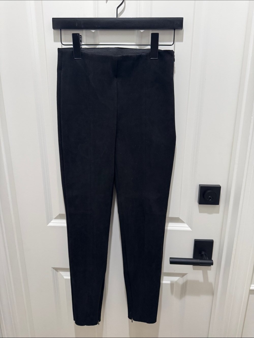 Zara Basic suede soft women’s  Black pants- Elastic Waist with zipper too